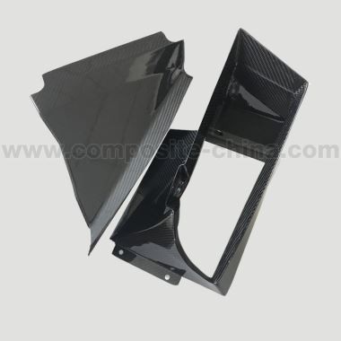 炭素繊維自動車部品