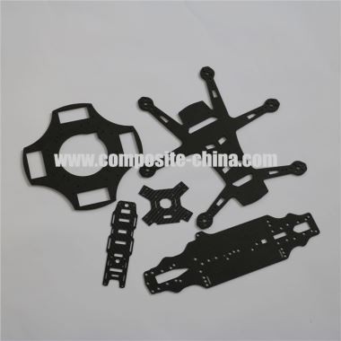 強度を高めたフルカーボンファイバーシート